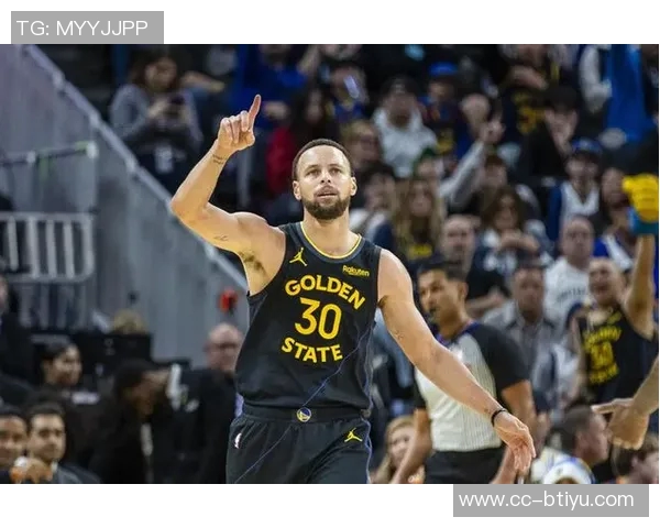 库里赞克尼佩尔适应NBA快节奏与阵地战能力出众表现令人惊叹