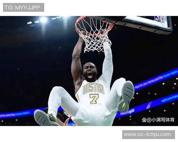 杰伦布朗首节火力全开半场狂砍20分助力球队表现出色