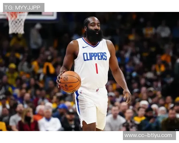 哈登强调球队需保持警惕不容忽视低谷的教训与压力 哈登强调球队需保持警惕不容忽视低谷的教训与压力